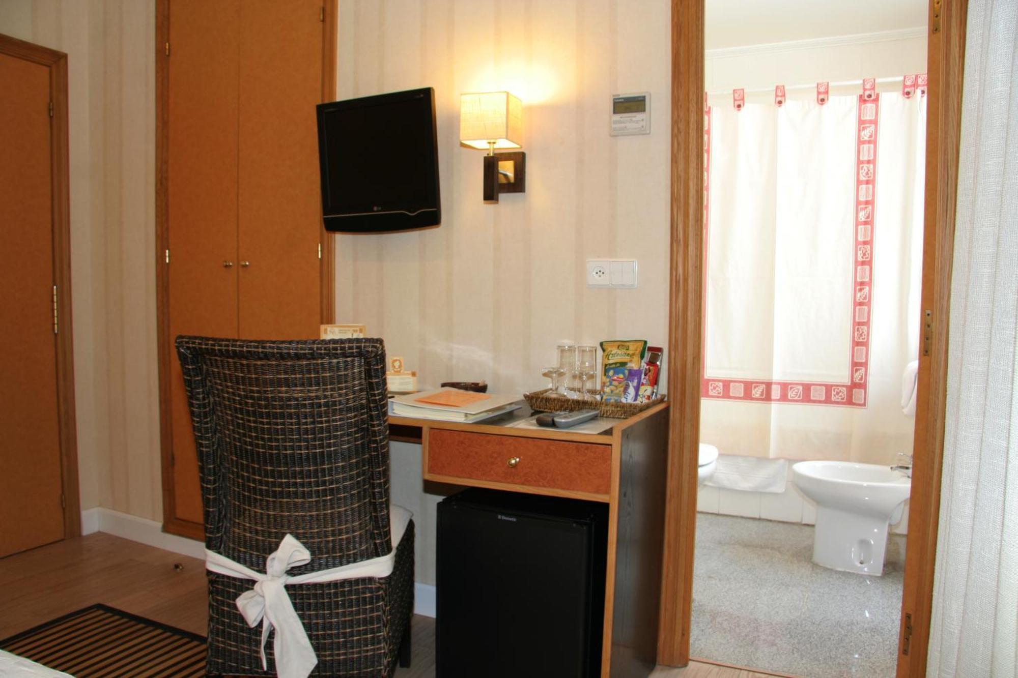 Hostal Paris Valladolid Eksteriør billede