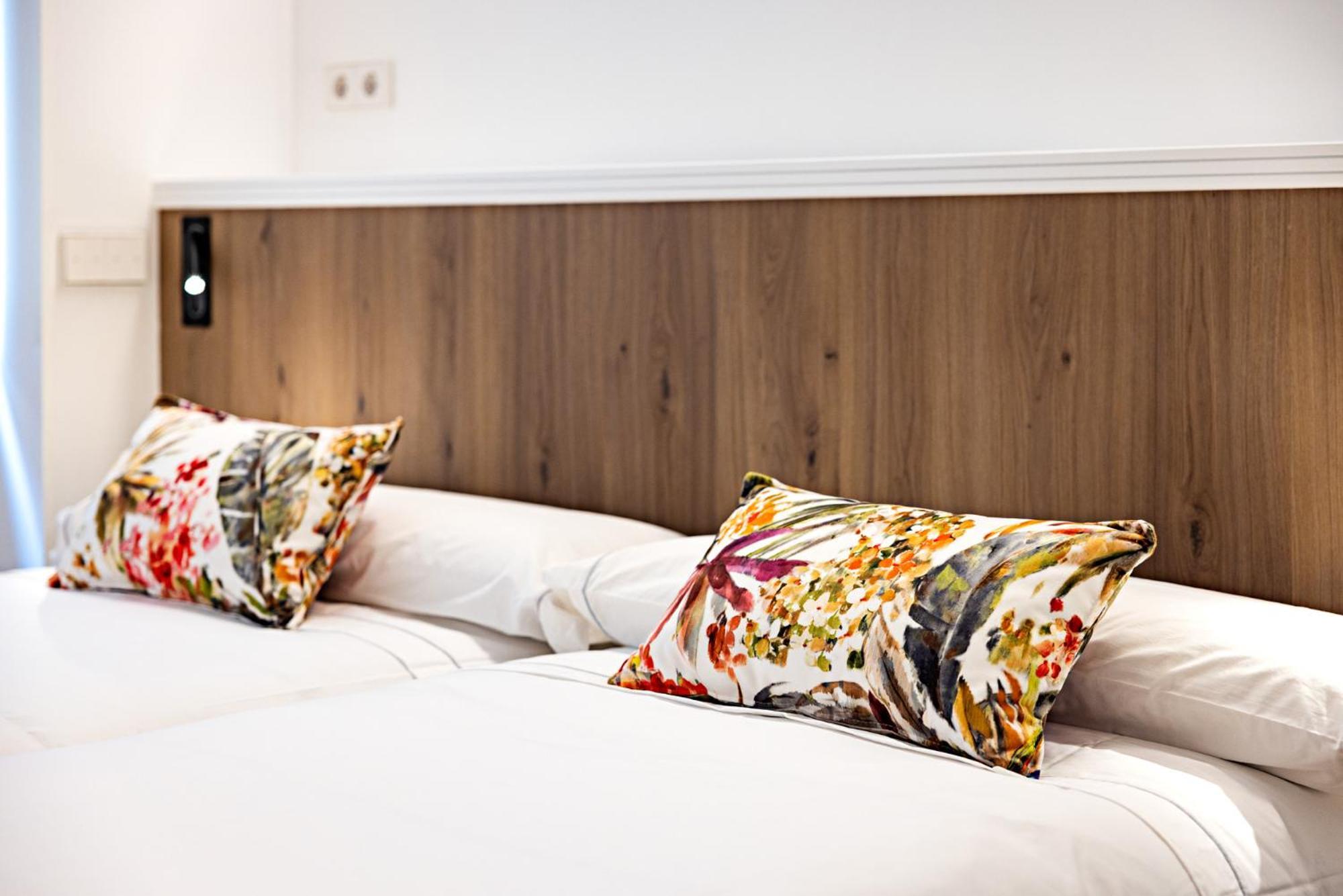 Hostal Paris Valladolid Eksteriør billede