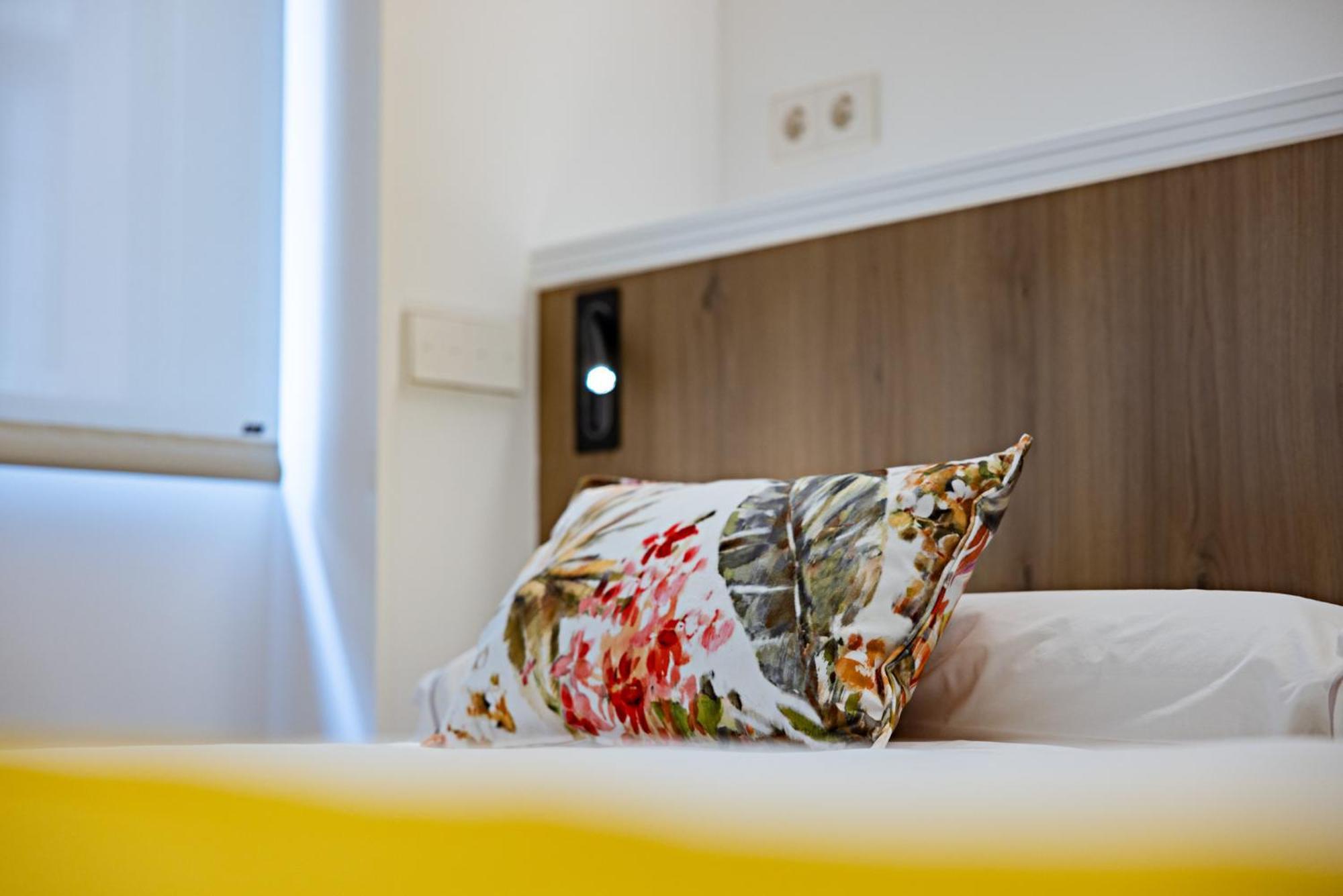 Hostal Paris Valladolid Eksteriør billede