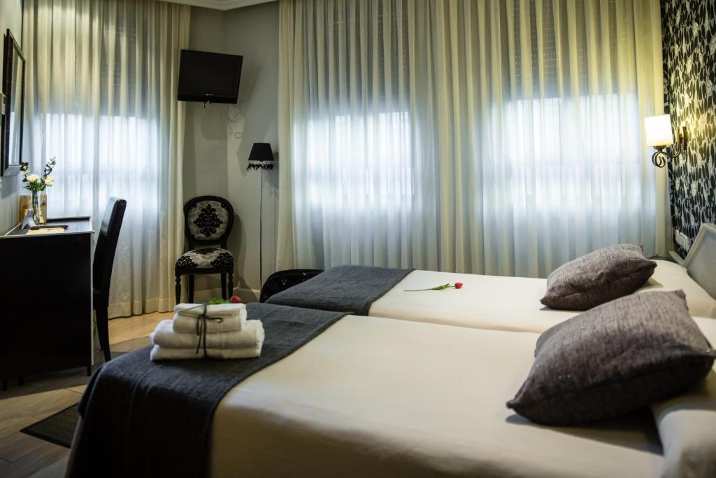 Hostal Paris Valladolid Eksteriør billede