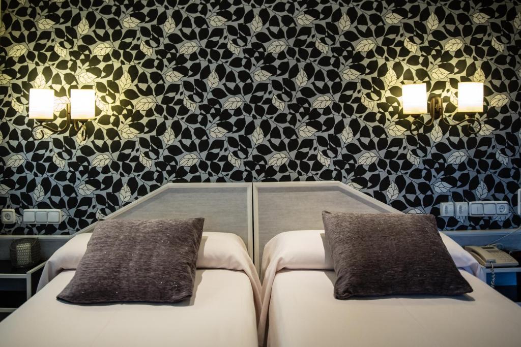 Hostal Paris Valladolid Eksteriør billede